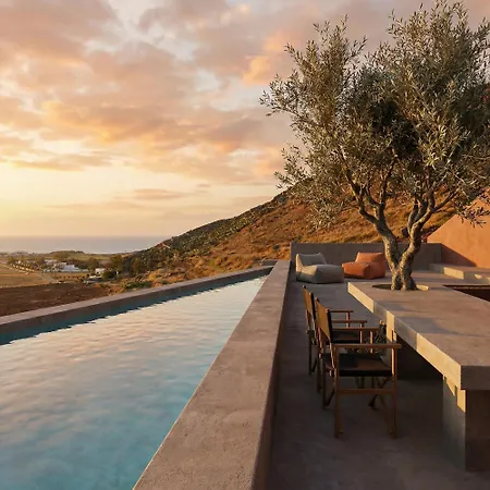 Anzo Bed & Breakfast 4*
