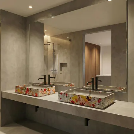 Anzo Bed & Breakfast 4*