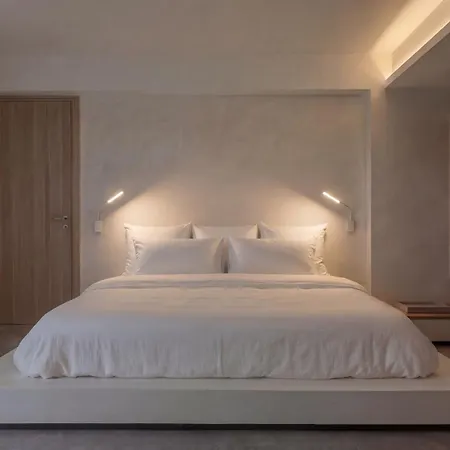Anzo 4* Oia (Santorini)