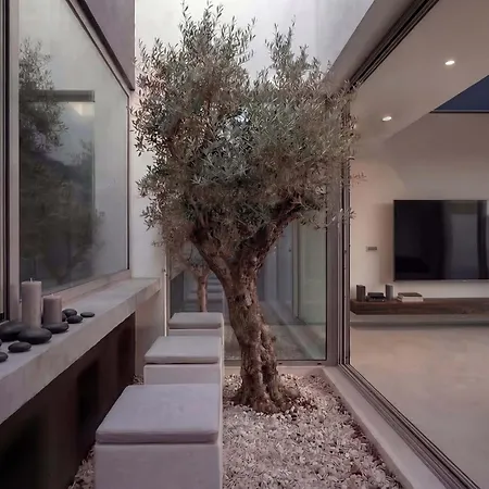 Anzo 4* Oia (Santorini)
