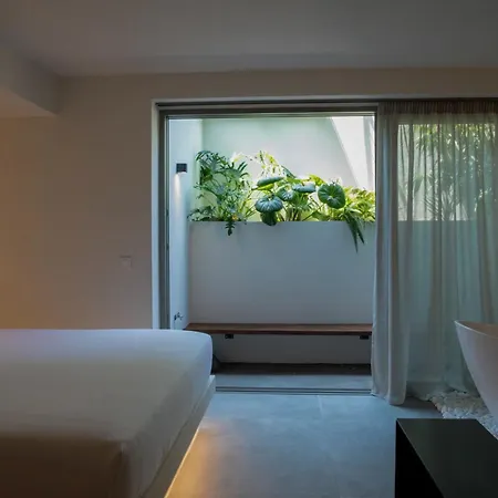 Anzo Bed & Breakfast Oia (Santorini)
